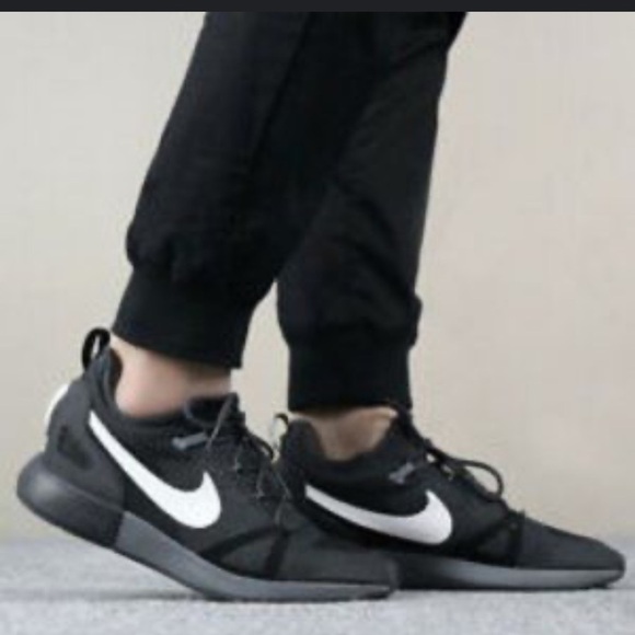 Men's Duel Racer Running Sneakers - Picture 2 of 5